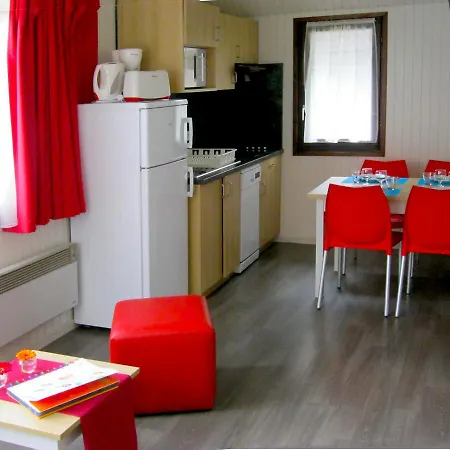 Vvf Les Vosges 3* بيتش